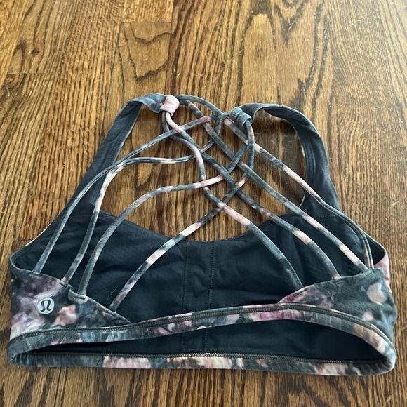 free to be wild bra lululemon size 4 - Picture 2 of 2